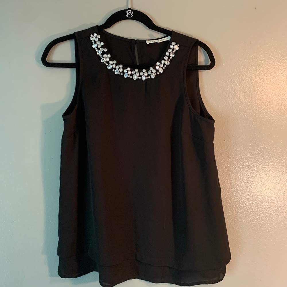 ‼️2/$20‼️Daniel Rainn black rhinestone top